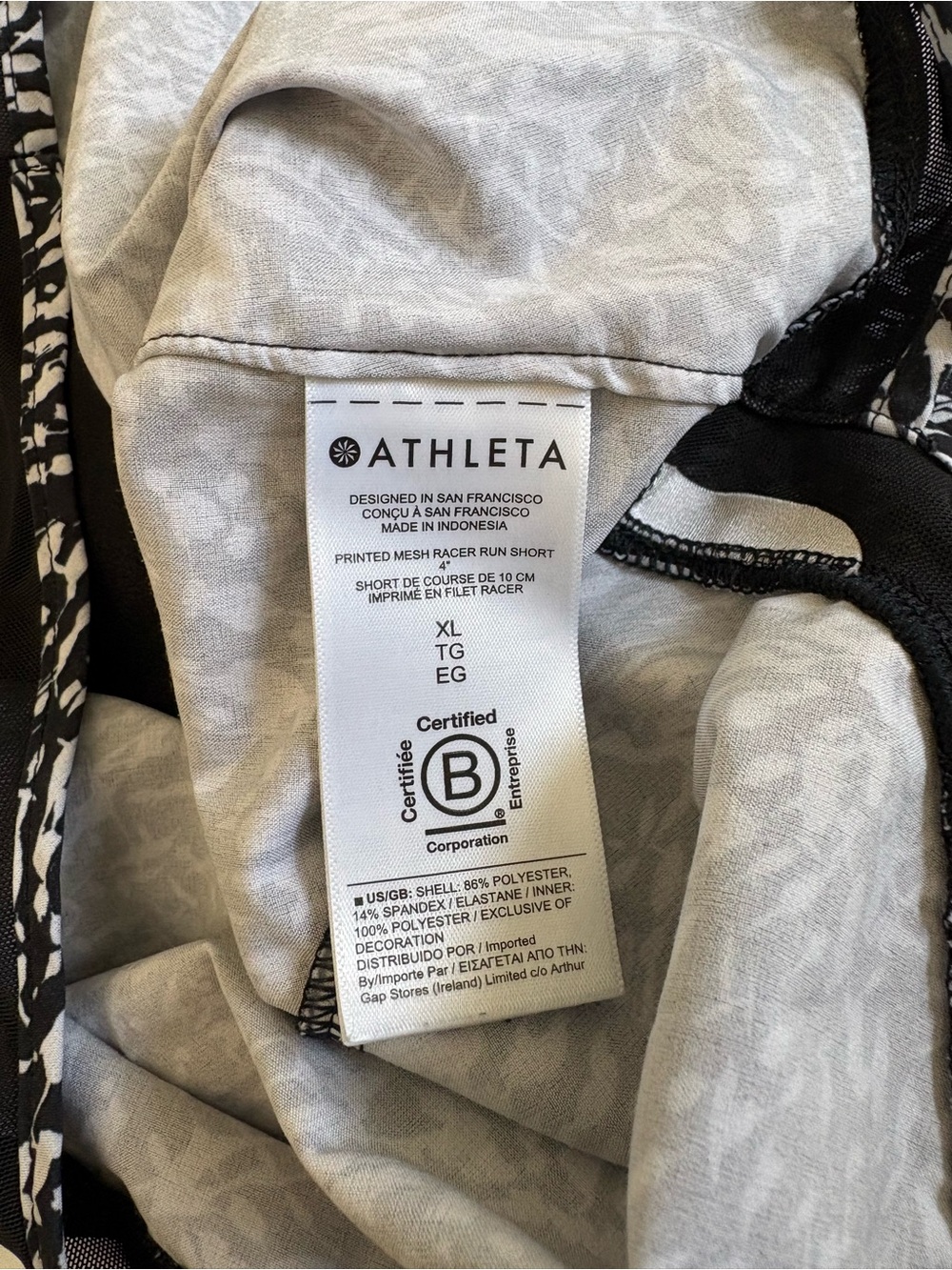 Athleta Printed Mesh Racer Run Shorts Black White Size XL 4” - Picture 6 of 11